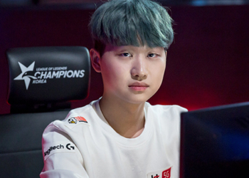 kt Aiming hướng về chuỗi 13 trận thắng liên tiếp: “Nếu T1 làm được nó thì không lí gì chúng tôi không làm được.”