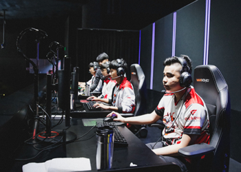 [VCS Mùa Hè 2020] Tổng kết tuần thi đấu thứ 2: CES giữ vững phong độ, Team Flash có điểm số đầu tiên