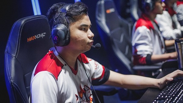 [VCS Mùa Hè 2020] Tổng kết tuần thi đấu thứ 4: CES lập kỷ lục, Team Flash trở lại đường đua