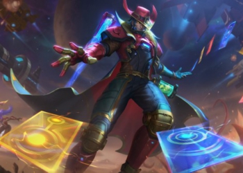 Nhóm trang phục Phi Đội Không Gian trở lại cùng với nhóm Haloween tại bản 10.21