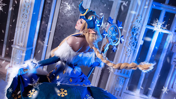 Hòa vào cái lạnh mùa đông cùng bộ ảnh cosplay Soraka Mùa Đông Kỳ Diệu