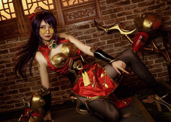 Hòa cùng không khí Tết Nguyên Đán với bộ ảnh cosplay Vayne Tất Niên 2019