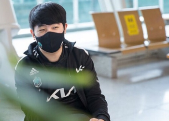 DWG KIA Khan gửi một lời nhắn vô cùng khiêm tốn đến những người chơi đường trên khác tại MSI: “Bạn sẽ vui lòng quỳ xuống trước mặt tôi chứ?”