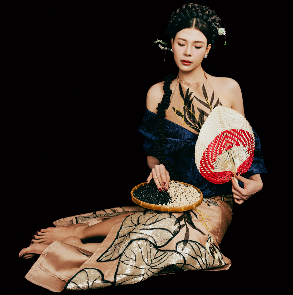 Thuý Diễm: “Mẹ kế trong Con Cám là vai diễn ác nhất mà tôi từng đóng”