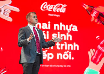 Coca-Cola Kỷ Niệm Hành Trình 30 Năm Tại Việt Nam Và Khởi Động Chương Trình “Chai Nhựa Tái Sinh, Hành Trình Tiếp Nối” Năm Thứ Hai