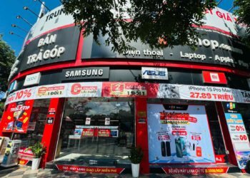 FPT Shop thu cũ máy 2G lên đến 600.000 đồng và tặng kèm nhiều ưu đãi khi ‘lên đời’ máy 4G