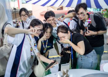 OPPO CHÍNH THỨC KHỞI ĐỘNG CAMPUS TOUR “FUNIVERSE – ZŨ TRỤ FUN”, MANG RENO12 SERIES KIẾN TẠO SÂN CHƠI CÔNG NGHỆ AI CHO GIỚI TRẺ