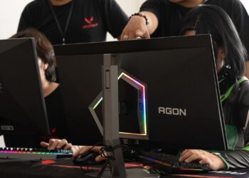 AGON by AOC và Philips Evnia đồng hành cùng VNGGames tại sự kiện Cypher in Cyber, mang đến những trải nghiệm mãn nhãn đến cộng đồng game thủ