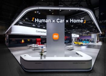 Xiaomi trình diễn hệ sinh thái “trí tuệ kết nối” tại MWC 2025 với tâm điểm là Xiaomi 15 Series, Xiaomi HyperOS 2, Xiaomi HyperAI, xe điện SU7 Ultra và loạt thiết bị AIoT mới