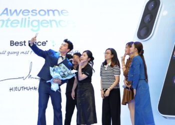 Galaxy A series “bắt tay” HIEUTHUHAI mang đến trải nghiệm AI hạng A cho giới trẻ với Awesome Intelligence