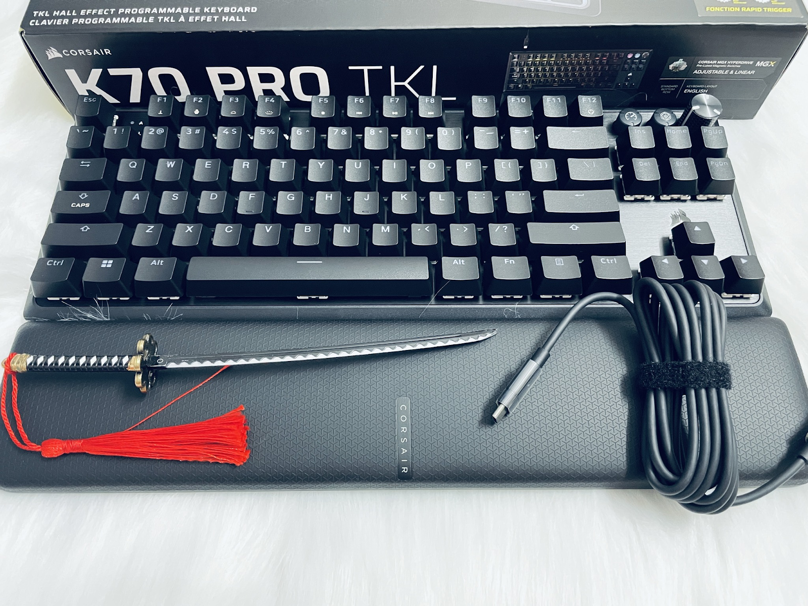 TRÊN TAY CORSAIR K70 PRO TKL: NHỎ GỌN, MẠNH MẼ, ĐÁNG ĐỒNG TIỀN BÁT GẠO!