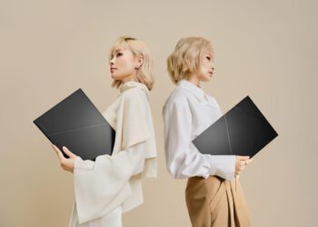 Mua laptop đi học 2025: Mỏng nhẹ, AI, pin lâu đang là “combo” được săn đón