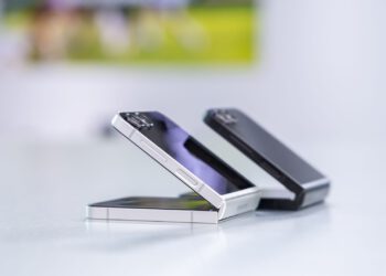 Galaxy Z Fold7 và Z Flip7 được Samsung ưu tiên độ bền pin thay vì chạy đua dung lượng