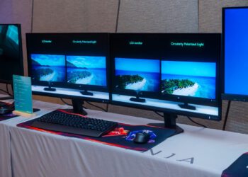 TP.HCM, Philips vừa tổ chức sự kiện ra mắt loạt màn hình LCD thế hệ mới, đánh dấu bước tiến lớn trong chiến lược phát triển sản phẩm công nghệ cao tại thị trường Việt Nam.