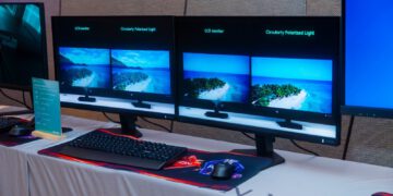 TP.HCM, Philips vừa tổ chức sự kiện ra mắt loạt màn hình LCD thế hệ mới, đánh dấu bước tiến lớn trong chiến lược phát triển sản phẩm công nghệ cao tại thị trường Việt Nam. 