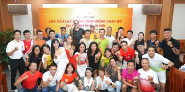 GIẢI MARATHON QUỐC TẾ HÀ NỘI TECHCOMBANK LAN TỎA TINH THẦN VƯỢT TRỘI QUA CÁC HOẠT ĐỘNG GẶP GỠ CỘNG ĐỒNG CHẠY BỘ TẠI MIỀN BẮC.