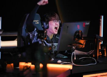 CRAZYGUY TRỞ THÀNH VĐV THỂ THAO ĐIỆN TỬ ĐẦU TIÊN CỦA VIỆT NAM THAM DỰ GIẢI CHUNG KẾT THẾ GIỚI VALORANT