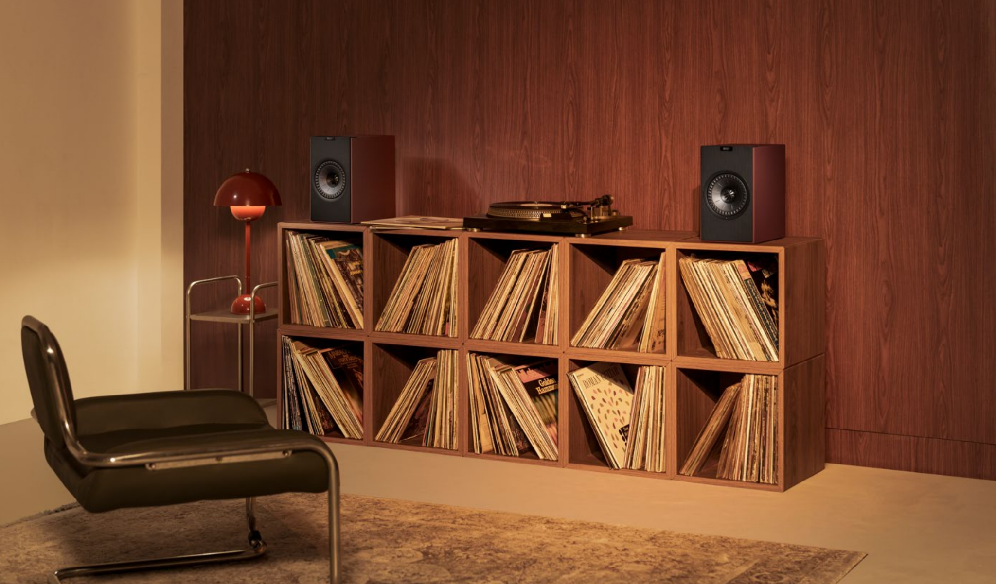 KEF RA MẮT CODA W: HỆ THỐNG LOA HI-FI KHÔNG DÂY “ALL-IN-ONE” – KẾT HỢP TINH HOA ANALOG VÀ CÔNG NGHỆ HIỆN ĐẠI