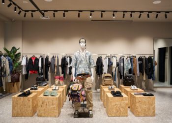 DSQUARED2 RA MẮT KHÔNG GIAN MỚI TẠI SAIGON CENTRE – ĐÁNH DẤU SỰ TRỞ LẠI CỦA BIỂU TƯỢNG THỜI TRANG GIỮA LÒNG THÀNH PHỐ