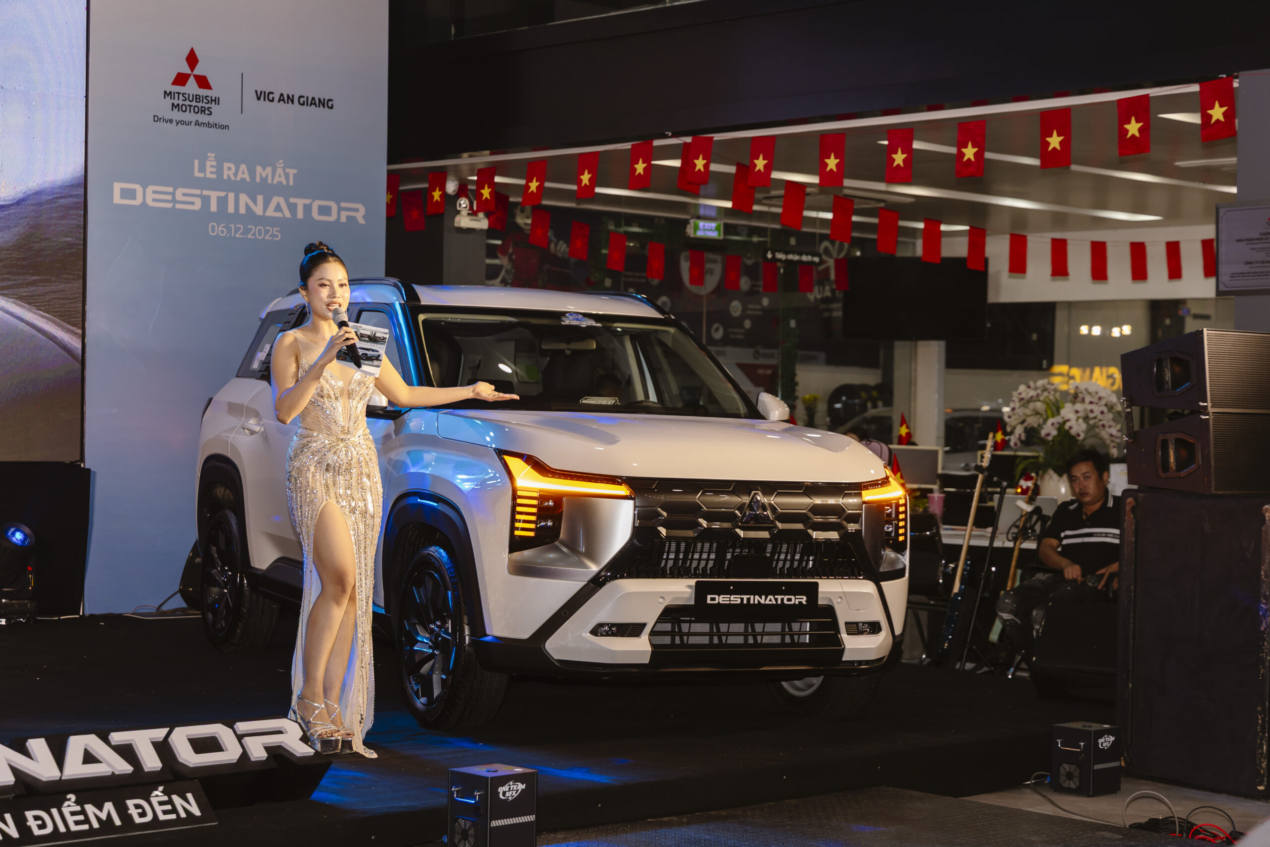 MITSUBISHI VIG AN GIANG CHÍNH THỨC MỞ BÁN MẪU SUV MITSUBISHI DESTINATOR