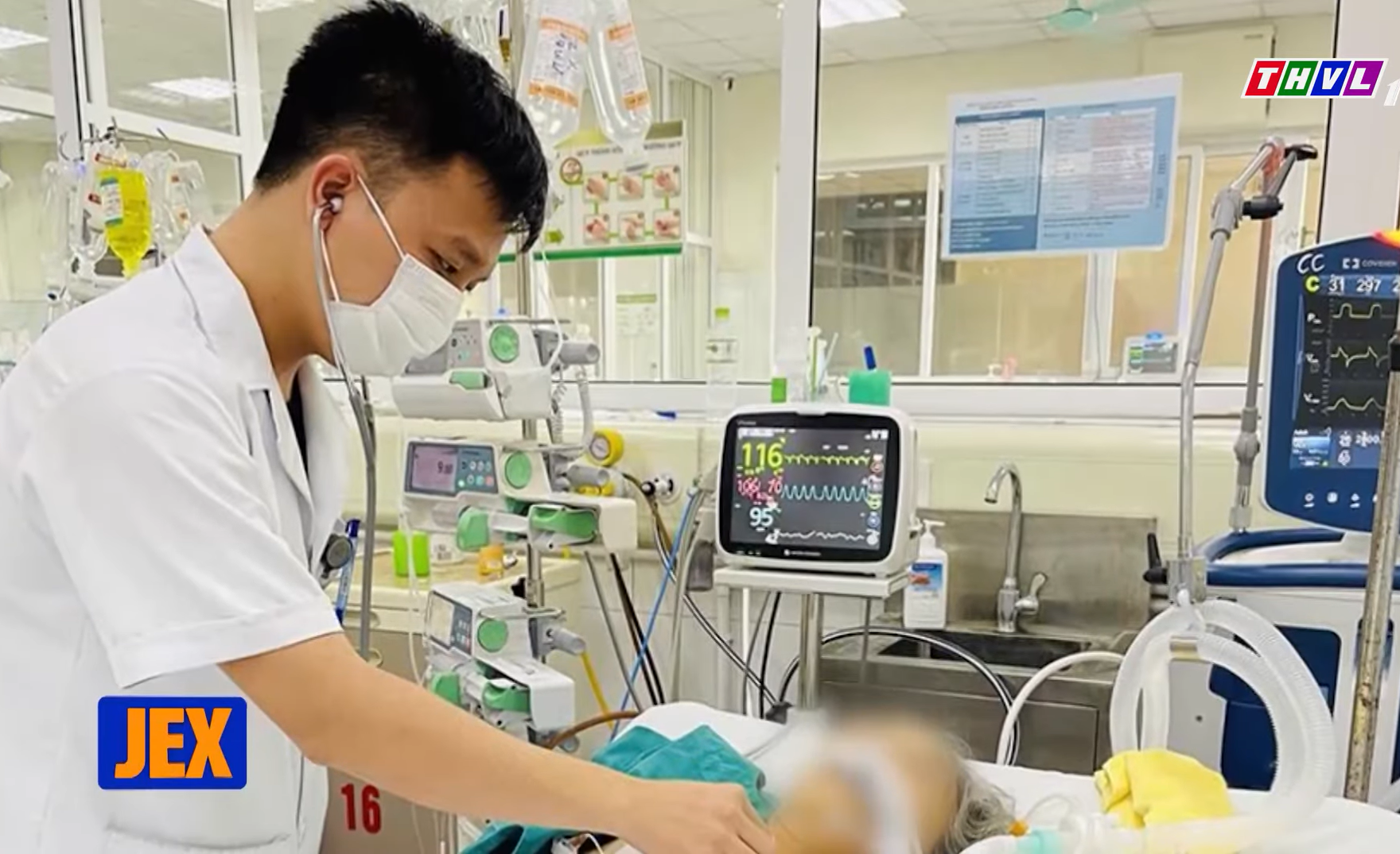 Lời Cảnh Báo: Nguy cơ từ ‘đồ uống thanh lọc cơ thể’ tràn lan trên mạng