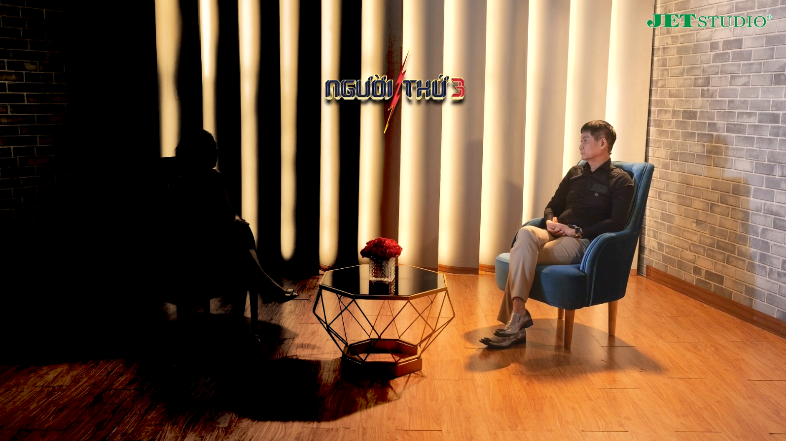 Người Thứ 3: Nghe mẹ đơn thân kể chuyện, Lê Hoàng liền gợi ý một công việc đặc biệt