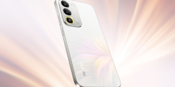 realme C100 chính thức trình làng: “Trạm năng lượng” 8000mAh bền bỉ bậc nhất cho nhịp sống hiện đại