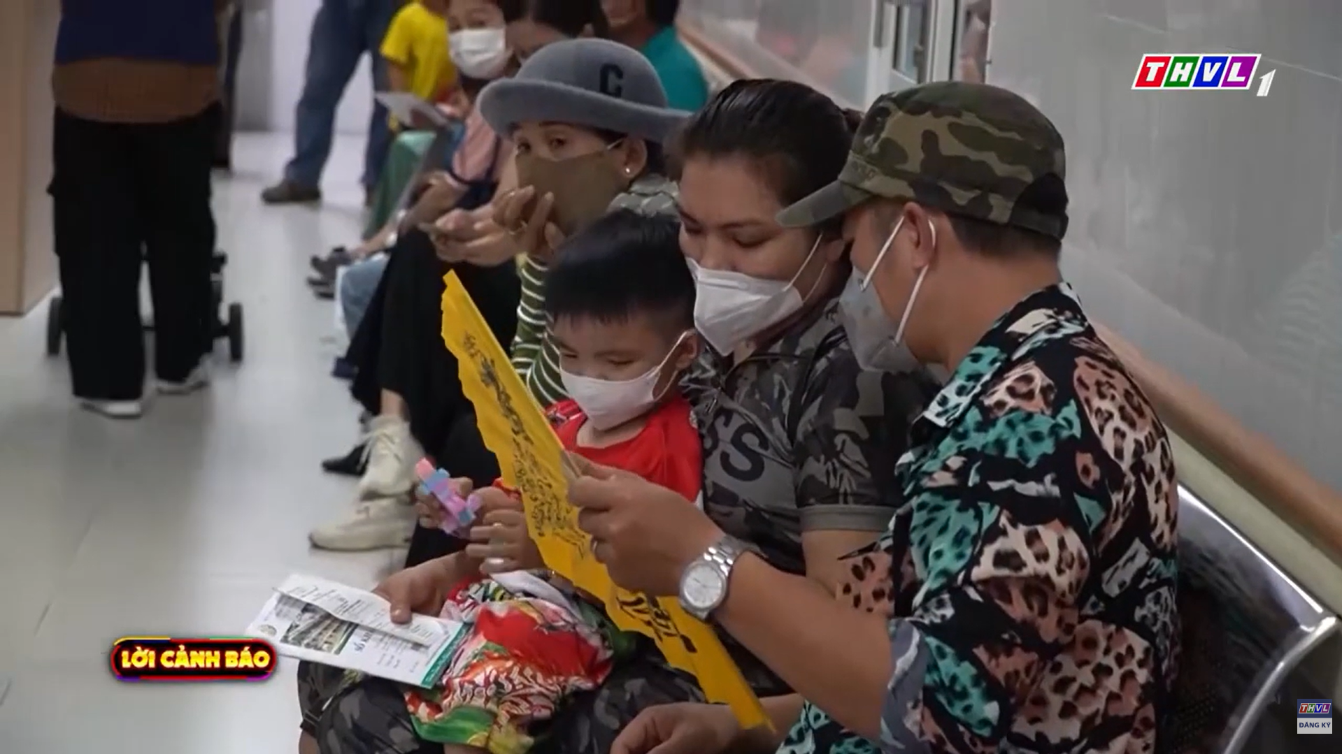 Khi “hệ thống” cơ thể quá nhiệt: Cảnh báo lỗi xử trí sốt và thực hư tin đồn lừa đảo FlashAI