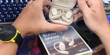 Trên Tay “Quái Vật Chạy Bộ” Suunto Spark: Khi Thương Hiệu Đồng Hồ GPS Khét Tiếng Làm Tai Nghe Thể Thao Không Nhét Tai Bản Cập Nhật 2026