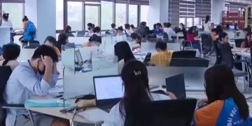 Đừng Để Sập Nguồn Ở Tuổi 20: Câu Chuyện Cuộc Sống Khui Bộ Quy Tắc “Gánh Team” Tài Chính Y Tế Và Bộ Lọc Sống Tối Giản Tránh Ảo Tưởng Cõi Mạng