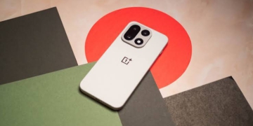 OnePlus 16 Khiến Game Thủ Đứng Ngồi Không Yên Với Chip Xung 5GHz Màn 165Hz Và Pin 9.000mAh
