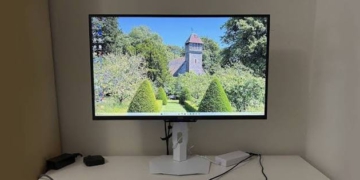 Vũ Khí 1000Hz Của Acer Biến Game Thủ Bắn Súng Thành Cỗ Máy Không Độ Trễ