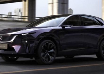 Tự động quay đầu xe và né vật cản đô thị cực nhàn với mắt thần LiDAR trên SUV điện Mazda CX-6e giá chỉ 540 triệu