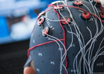 Neuralink Telepathy 2 cho phép điều khiển PC gaming và smartphone bằng suy nghĩ với độ trễ siêu thấp