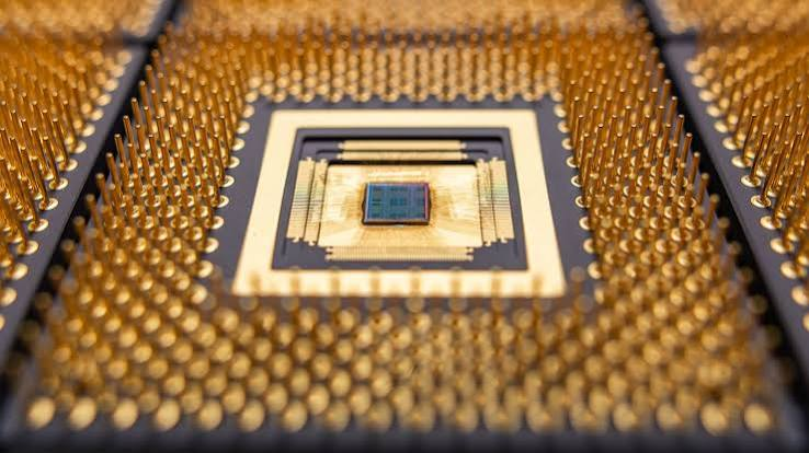 Cổ phiếu chip AI bất ngờ bị bán tháo mạnh khiến giới công nghệ xôn xao