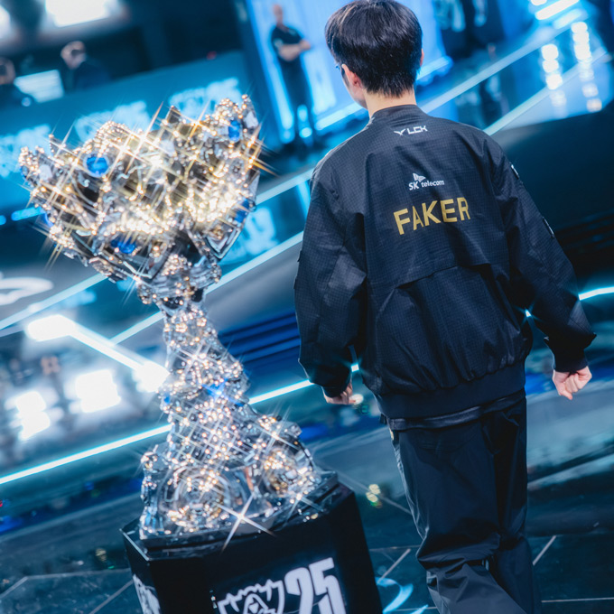 Faker cùng T1 tiếp tục hủy diệt CKTG 2026: Khi Quỷ Vương biến đấu trường quốc tế thành sân chơi riêng