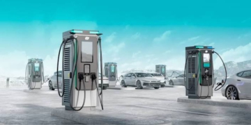 Kế hoạch xe điện Mỹ vỡ mộng sau canh bạc hàng tỷ USD: Người dùng quay xe về với động cơ xăng