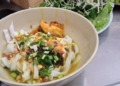 Cầm điện thoại càn quét ẩm thực Chợ Cồn với bản đồ số Food Map: Gen Z đi Đà Nẵng không lo bị chặt chém hay lạc đường