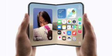 Quét đốt ngón tay mở khóa trong tích tắc: Mẹo Touch ID trên nút nguồn iPhone Duo đang khiến hội mê Táo "quay xe" khen nức nở
