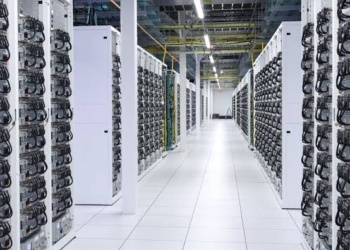 SpaceX bắt tay Apollo trong thương vụ 40 tỷ USD mở rộng hệ thống chip AI