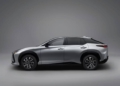 Lexus RZ 2027 gây sốt khi hạ giá khởi điểm dưới 50.000 USD sở hữu tầm vận hành 484 km và tích hợp sẵn cổng sạc siêu tốc Tesla