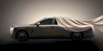BYD Yangwang Altior thách thức Rolls-Royce với cửa mở ngược hoàng gia và pin thể rắn giá 300.000 USD