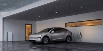 Tesla chính thức xác nhận đổ bộ thị trường Việt Nam, khởi động tuyển dụng nhân sự xây dựng trạm sạc Supercharger đối đầu VinFast