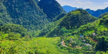 Pù Luông bước vào mùa vàng rực rỡ tháng 10 rủ rê hội bạn trẻ bơi hồ vô cực ngắm sóng lúa bản Đôn và tiệc nướng vịt Cổ Lũng
