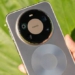 Huawei Mate 90 Pro Max lắp camera tiềm vọng 200MP và ống kính zoom rời 10x cảm biến 1 inch thách thức giới sáng tạo nội dung